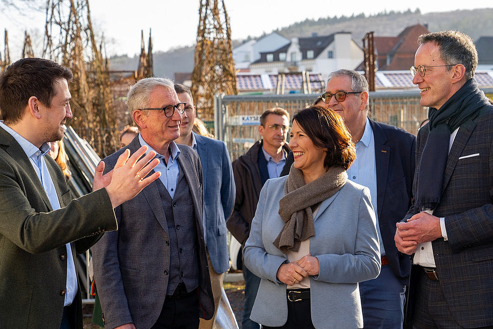Wirtschaftsministerin Daniela Schmitt und Innenminister Michael Ebling im Ahrtal