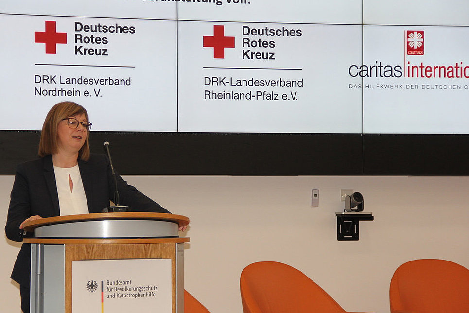 Staatssekretärin Nicole Steingaß Fluthilfekonferenz Ahrtal 