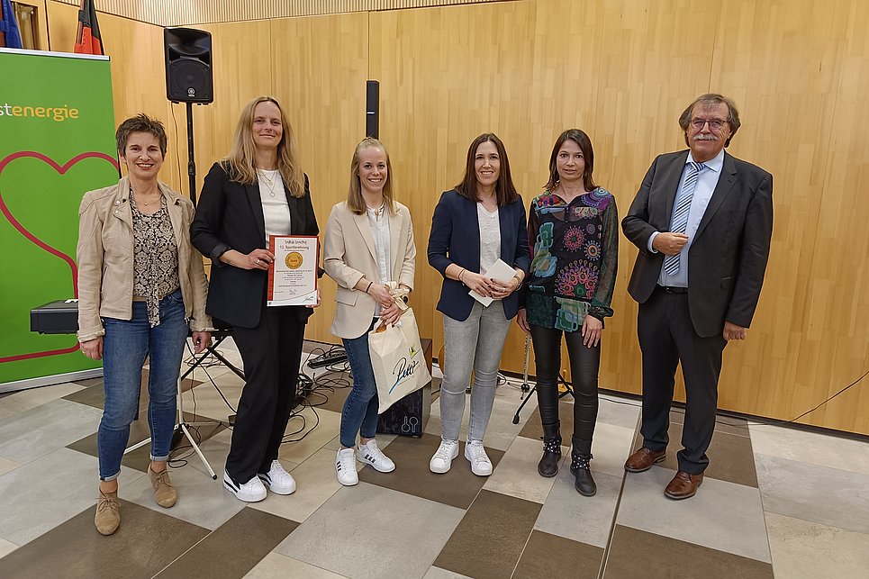 DJK Kruft/Kretz Tennis-Damenmannschaft erhält Auszeichnung bei Sportlerehrung der VG Pellenz