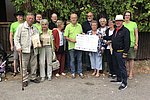 Schecküberreichung an die Buchenauer Nachbarschaft