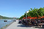 Stöbern und Feilschen mit Blick auf den Rhein: Trödel- und Antikmarkt in Remagen