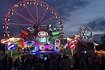 Vom Riesenrad bis zum Geisterdorf: Ein Blick auf die Fahrgeschäfte der Heddesdorfer Pfingstkirmes