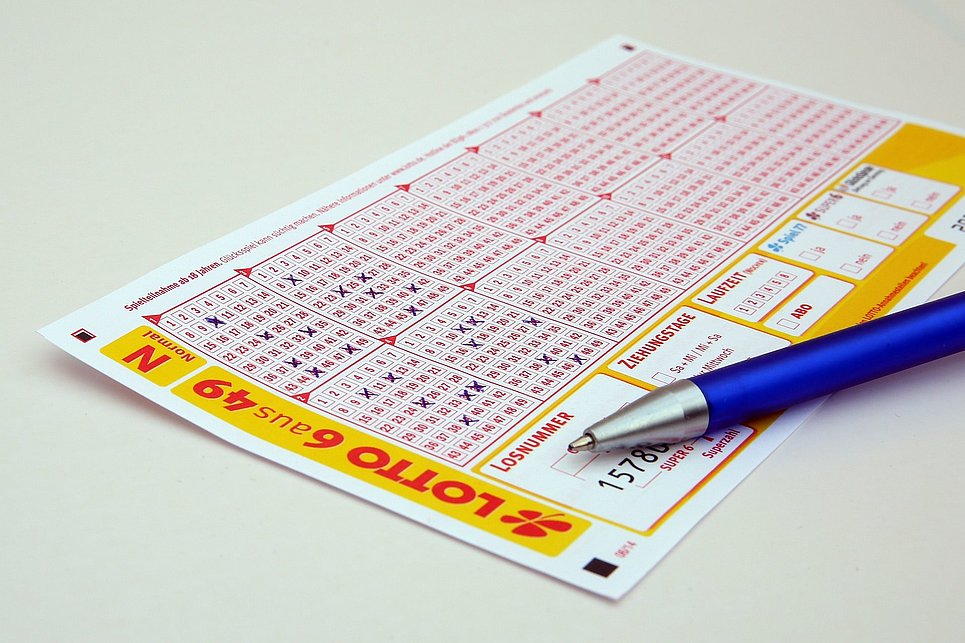 Symbolbild Lotto-Schein