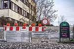 Wasserpegel der Mosel steigt: Feuerwehr Koblenz baut Hochwasserschutzwand auf