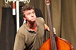 Musiker in der Midlife Crisis – Patrick Süskinds „Der Kontrabass“ im Alten Arresthaus