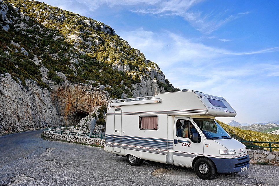 Wohnmobile: Was ihr wissen müsst damit euer Urlaub nicht zum Albtraum wird