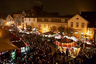 Ahrweiler Weihnachtsmarkt 2023: Ein Fest der Tradition und Kultur
