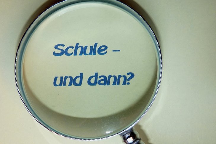 Symbolbild Schule Beruf