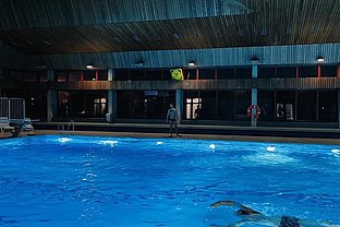 Die Kursgebühr beträgt 250 Euro. 
