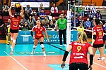  Lisi Kettenbach in einer ungünstigen Zuspielposition. Der folgende Angriff ist für den Stuttgarter Block leicht auszurechnen.