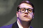 Zusätzliche Vorstellung: Heinz-Erhardt-Revue mit Thorsten Hamer bei den Burgfestspielen