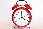 Sommerzeit beginnt: Heute Nacht wird wieder an der Uhr gedreht