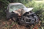 Auto überschlägt sich auf L206 bei Emmelshausen: Fahrerin schwer verletzt