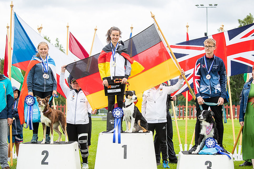Agility-WM Finnland Leni und Lucy