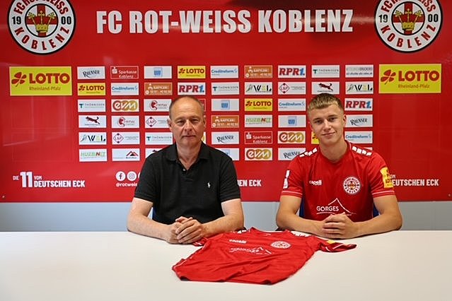 Leon Wilki: Vom FC Karbach zurück zur "Elf vom Deutschen Eck"