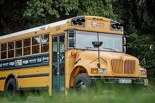 Der Vinyl-Bus macht am Donnerstag von 14 bis 18 Uhr Halt bei Schmitz Hifi in der Emil-Schüller-Str. 39 in Koblenz. 