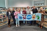 Übergabe der Hauptgewinne des Lesesommers 2022