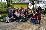 Frühlingsputz in der Kita Unkelbach: Eltern und Kinder packen mit an