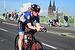 Saskia Alflen (LG Laacher See) beim Triathlon in Köln