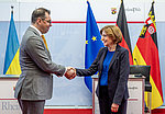 Ministerpräsidentin Malu Dreyer und der ukrainische Botschafter Oleksii Makeiev