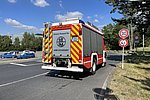 Zum gegenwärtigen Zeitpunkt befinden sich starke Einsatzkräfte der Feuerwehr auf dem Betriebsgelände der Firma Weig, Polcher Straße, Mayen.