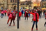 "One Billion Rising" in Koblenz: Tanzen für Frauenrechte und sexistische Gewalt