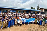 100 Schulen von FLY & HELP für Ruanda