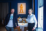 "PURESGOLD": Kunstausstellung im BEES Restaurant mit wichtiger Botschaft