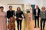 Neue Ausstellung im Roentgen-Museum Neuwied: "Wolken auf meinen Schultern" von Sabine Hack